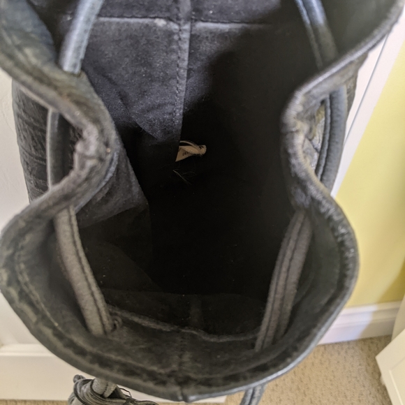 Leather mini back pack - Picture 4 of 5